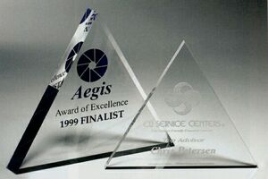 Mini Triangle Paperweight Award (4"x3/8")