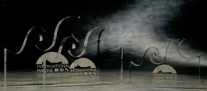 Wave Paperweight (4")