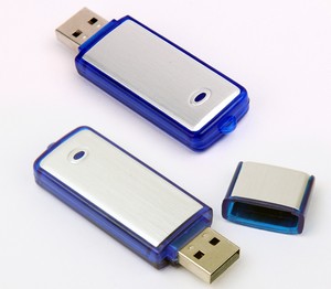 128 MB Classic Translucent LED USB Flash Drive