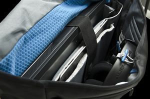 Alienware Vindicator Messenger Bag (13"/14"/17")