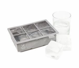 TrueÂ® Colossalâ„¢ Ice Cube Tray